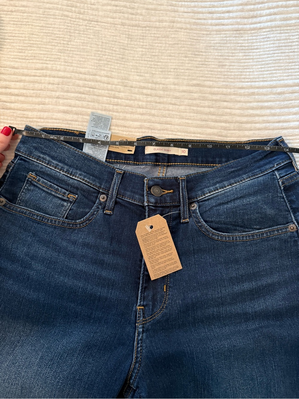 NWT Levi's Dark Indigo Women's Skinny Jeans Size 10S - Picture 5 of 6